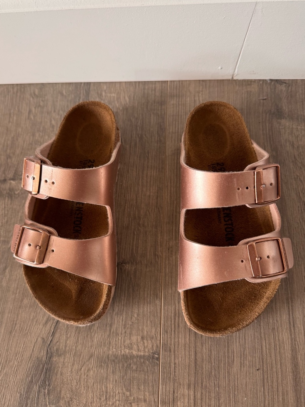 Birkenstock Kids Metallic Rose Gold Arizona Sandals